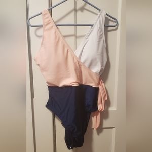 Color block bathing suit